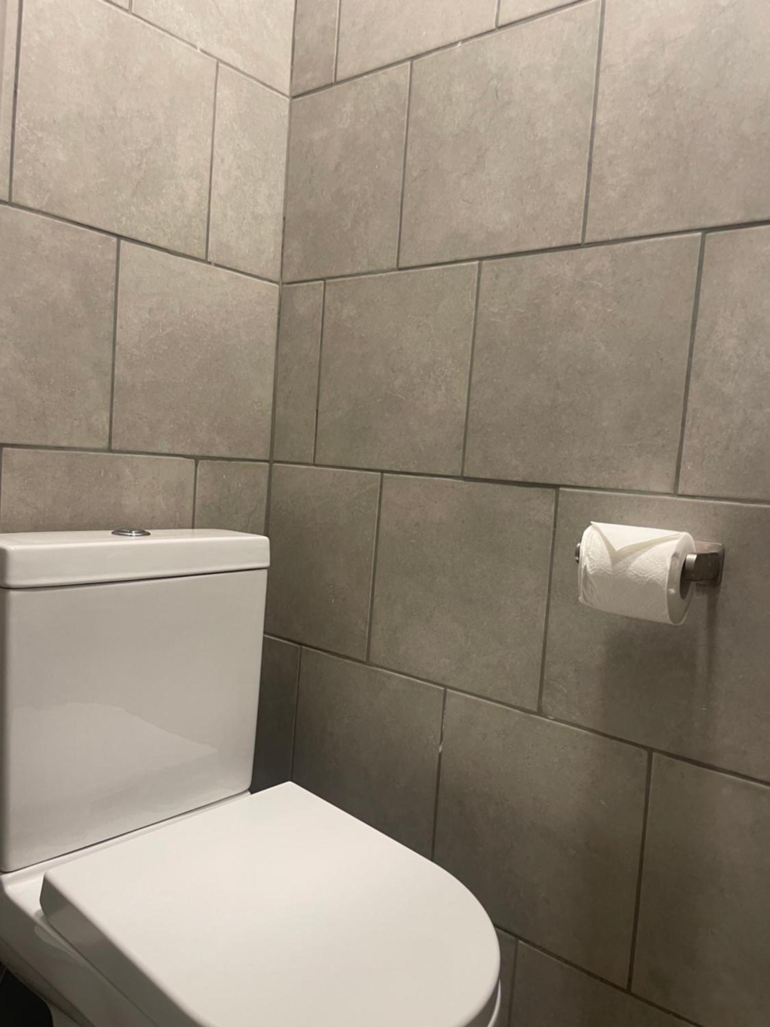 Amazing 2 - East Apartment London