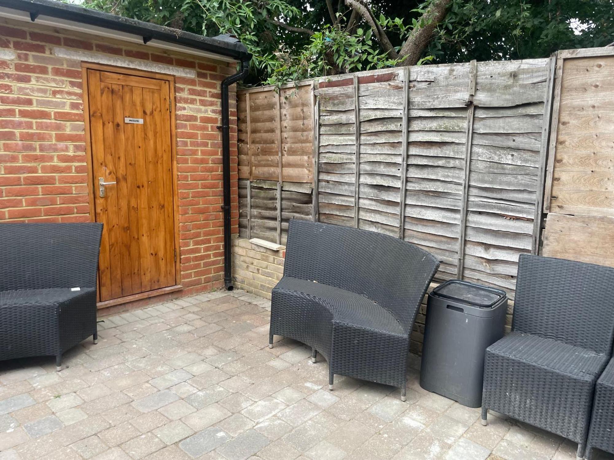 Amazing 2 - East Apartment London